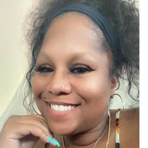 Meet your Posher, Renee